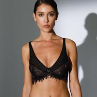 Hímzett szirom hatású, merevített melltartó, "Sullana" a Confidence Lingerie-től, hímzett szirom hatású, merevítővel